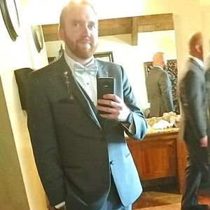 Meet your Posher, Zach